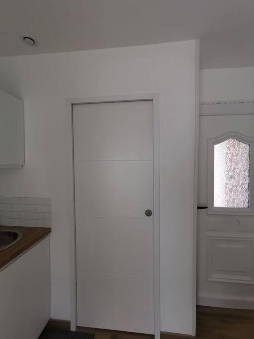 Neuf Proche Camargue Apartment